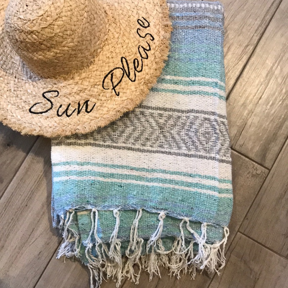 Light Blue, Mint Baja Beach/Festival/Yoga Blanket - Picture 6 of 8